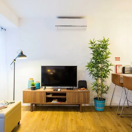 Apartment Design Beautifull 1 Bedroom Flat In The Old City Lisbon